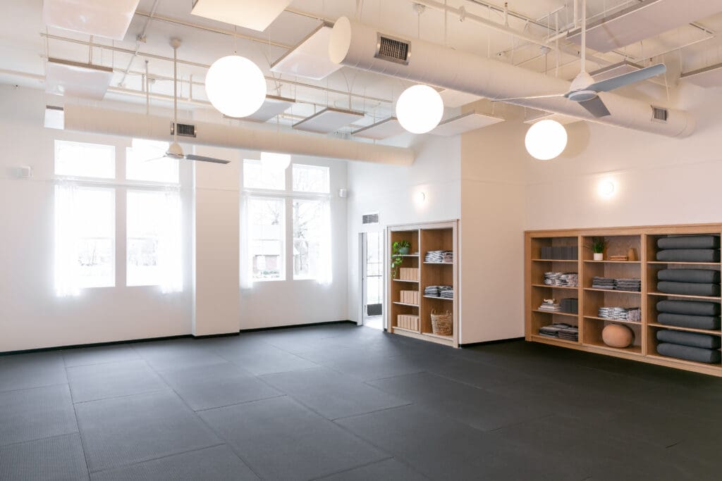Hola Yoga - East Nashville's Leading Vinyasa Yoga Studio

Hola Yoga
https://www.holayogastudio.com
We offer classes, workshops, and trainings for everybody, in every season of life. From Infrared Heated Vinyasa to Slow Flow to Yin Yoga and more.